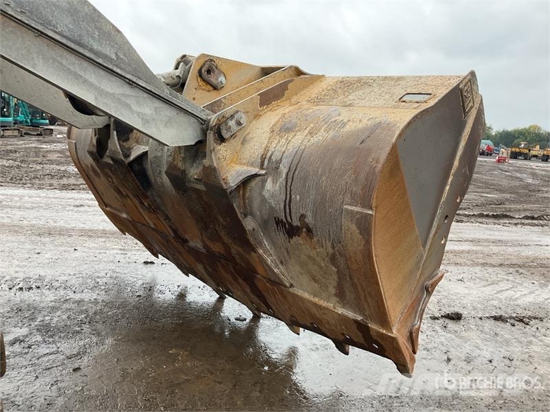 CAT 966G Carregadeiras de rodas