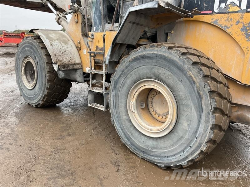 CAT 966G Carregadeiras de rodas