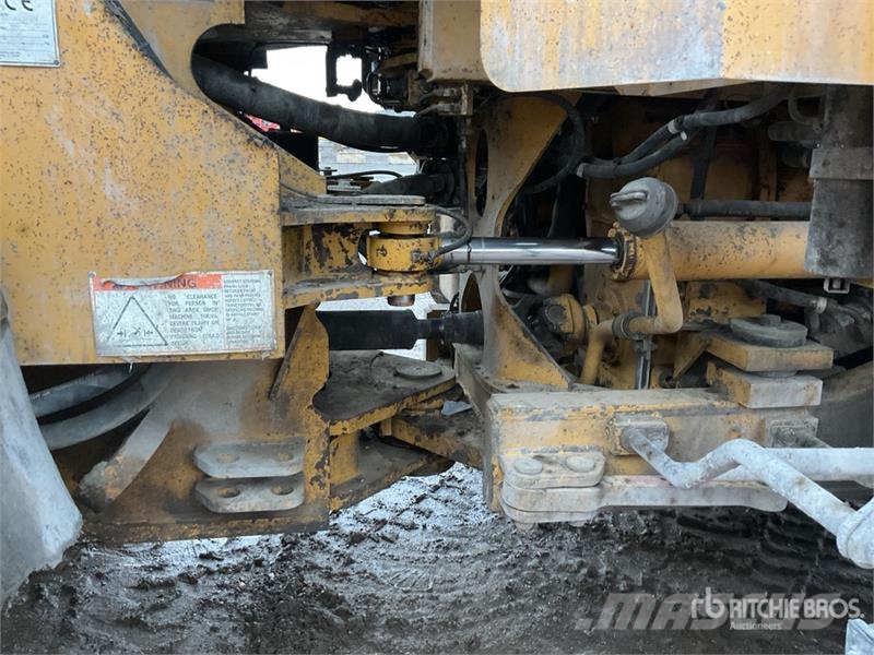 CAT 966G Carregadeiras de rodas