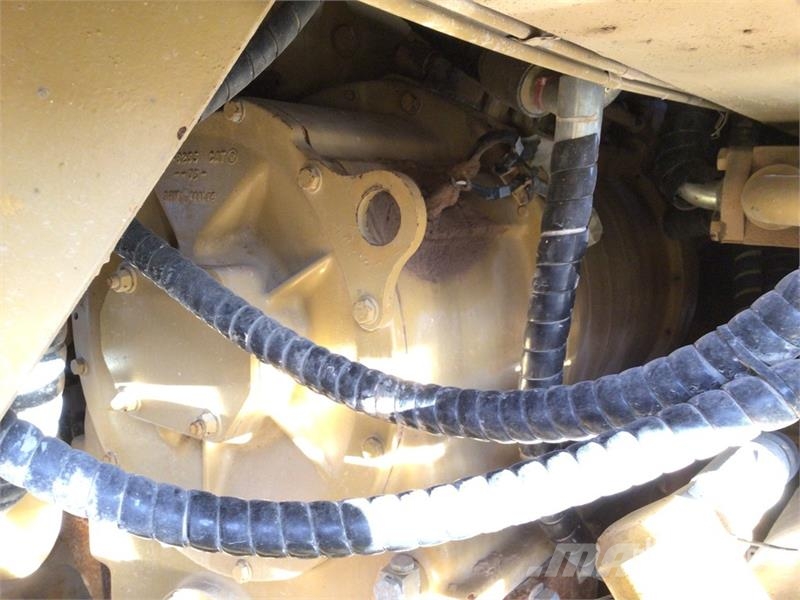 CAT 966G 輪胎式裝載機