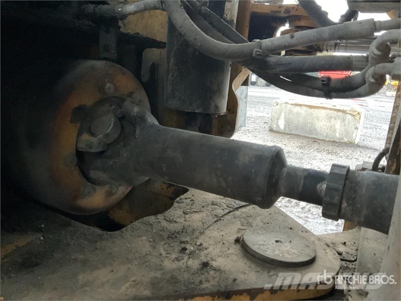 CAT 966G Carregadeiras de rodas