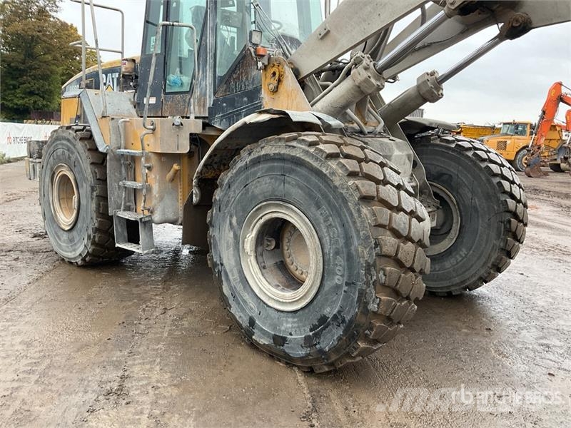 CAT 966G Carregadeiras de rodas