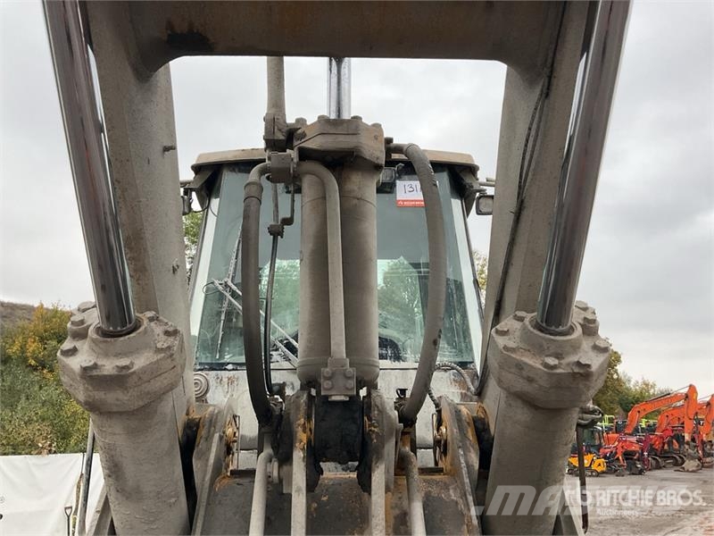 CAT 966G Carregadeiras de rodas