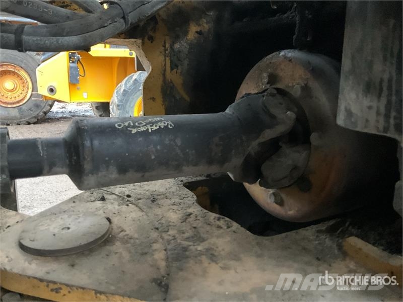CAT 966G Carregadeiras de rodas