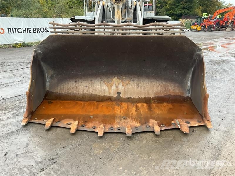 CAT 966G Carregadeiras de rodas