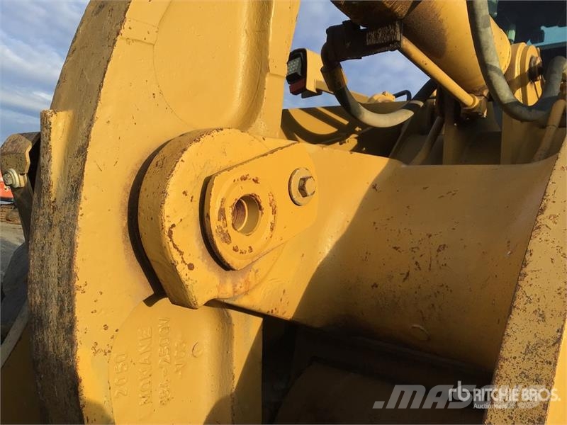 CAT 966G 輪胎式裝載機