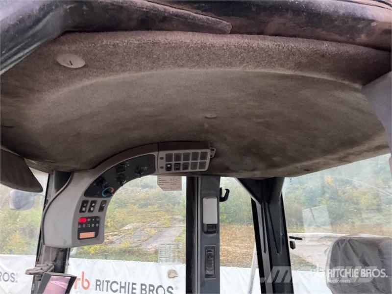 CAT 966G Carregadeiras de rodas