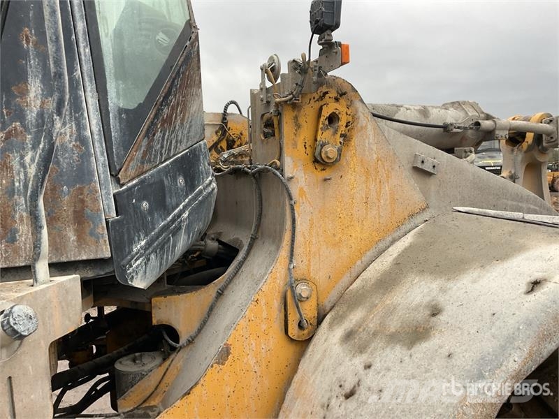 CAT 966G Carregadeiras de rodas