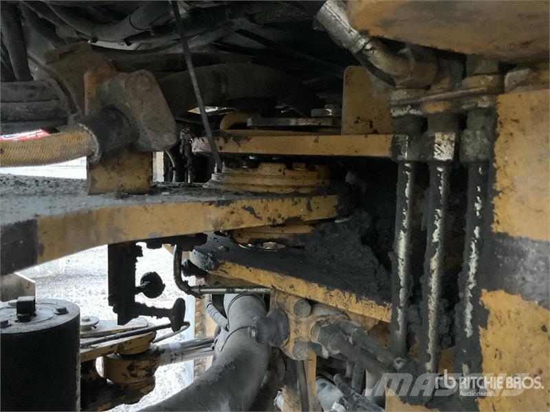 CAT 966G Carregadeiras de rodas