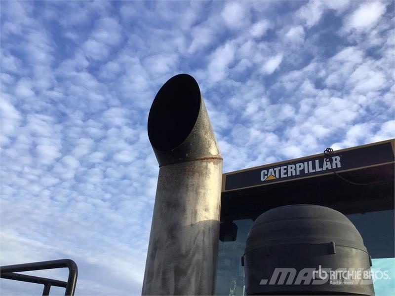 CAT 966G 輪胎式裝載機