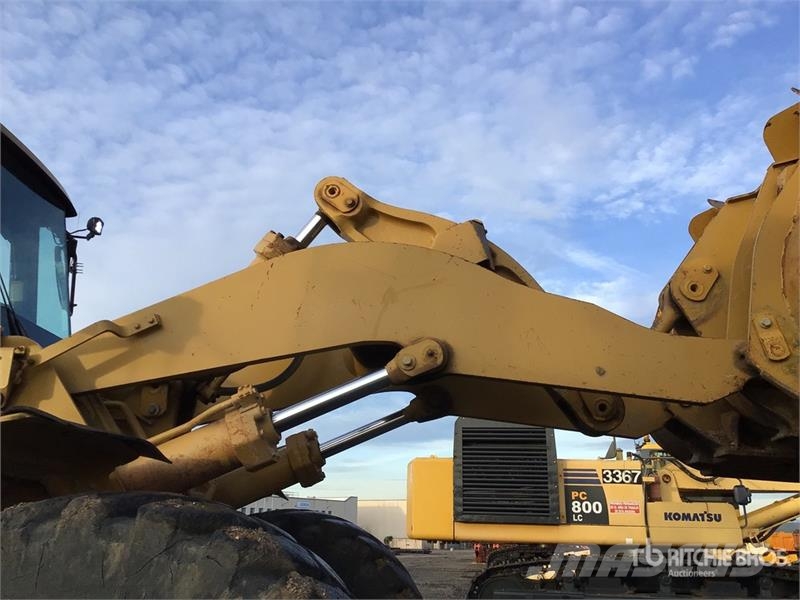 CAT 966G 輪胎式裝載機