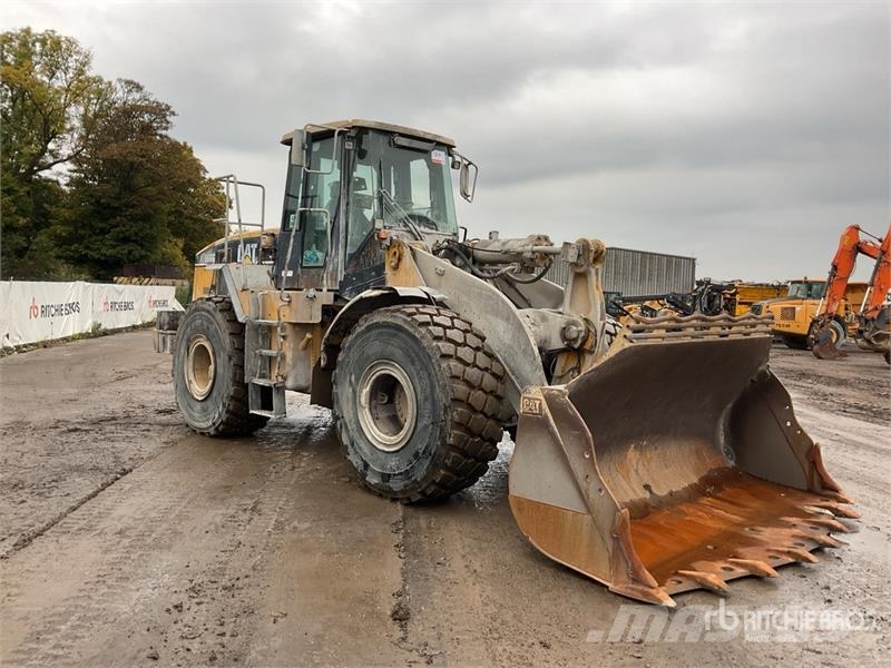 CAT 966G Carregadeiras de rodas