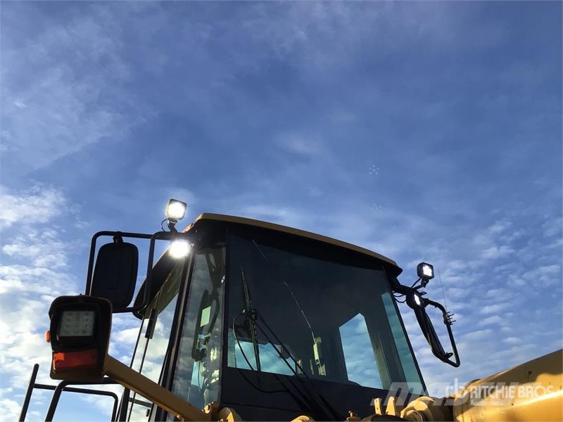 CAT 966G 輪胎式裝載機