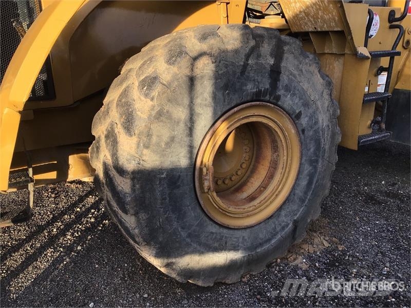 CAT 966G 輪胎式裝載機