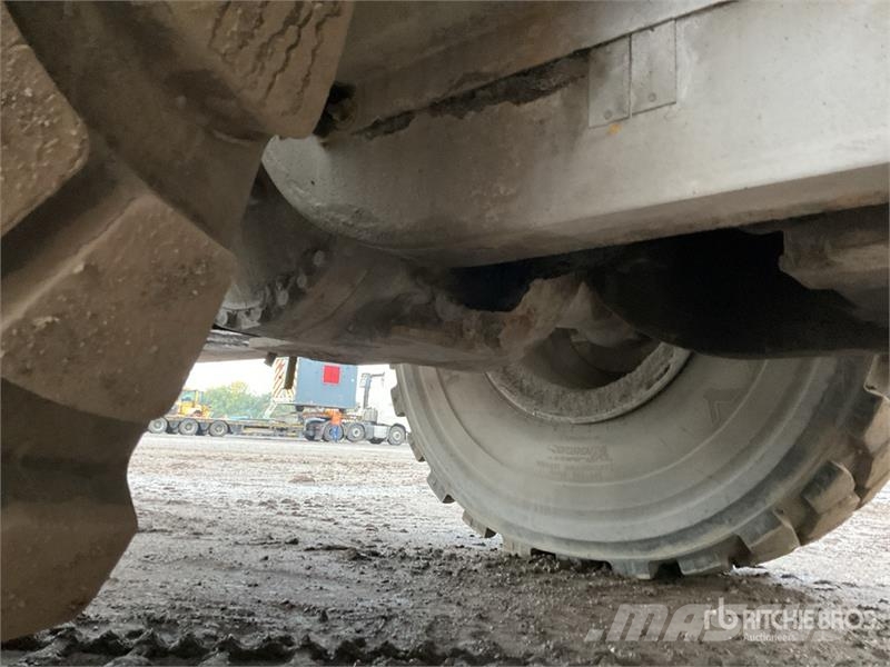 CAT 966G Carregadeiras de rodas