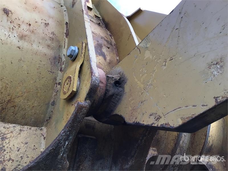 CAT 966G 輪胎式裝載機