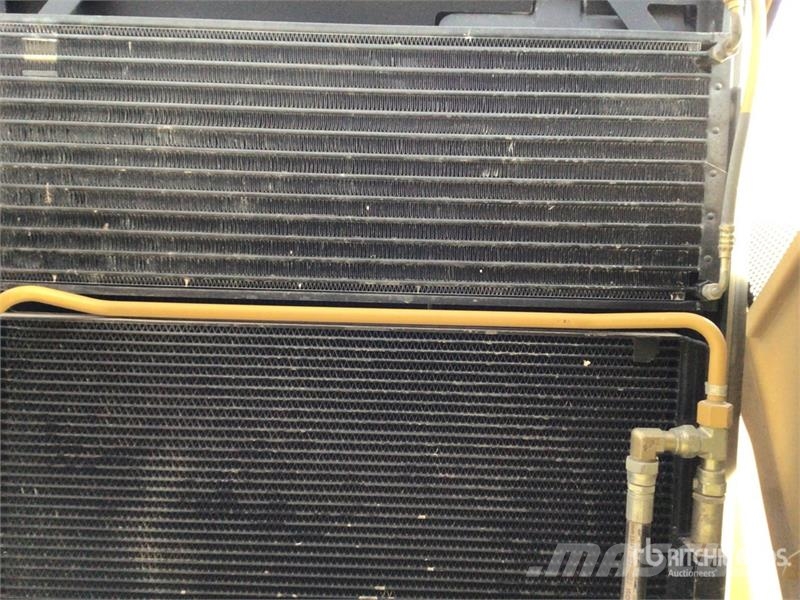 CAT 966G 輪胎式裝載機