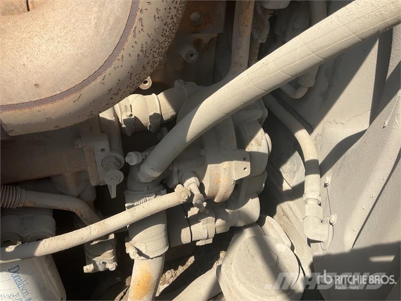 CAT 966H High Lift Wheel Loader Gumikerekes homlokrakodók