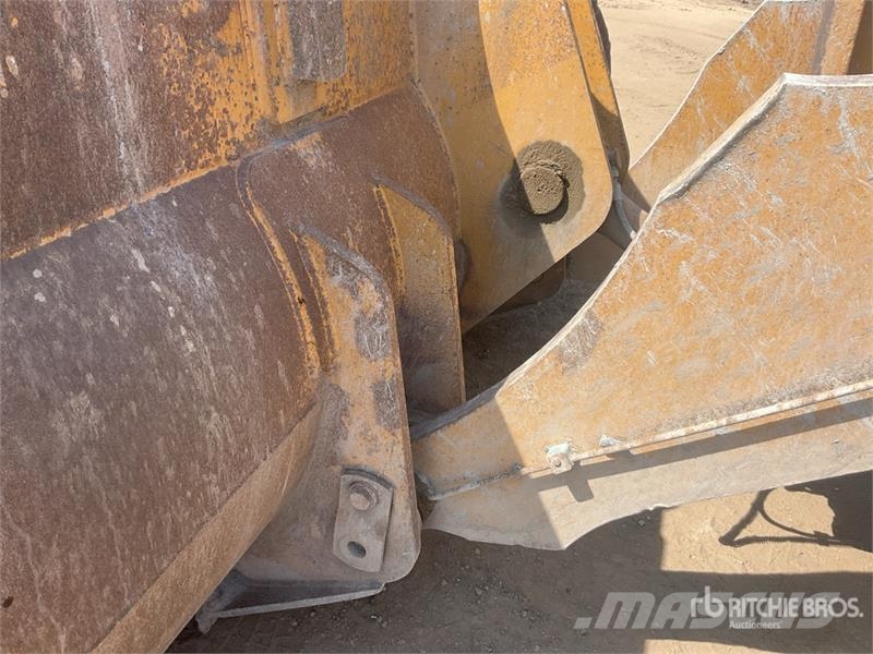 CAT 966H High Lift Wheel Loader Gumikerekes homlokrakodók