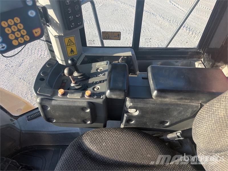 CAT 966K Chargeuse Sur Pneus Wheel Loader Wheel loaders