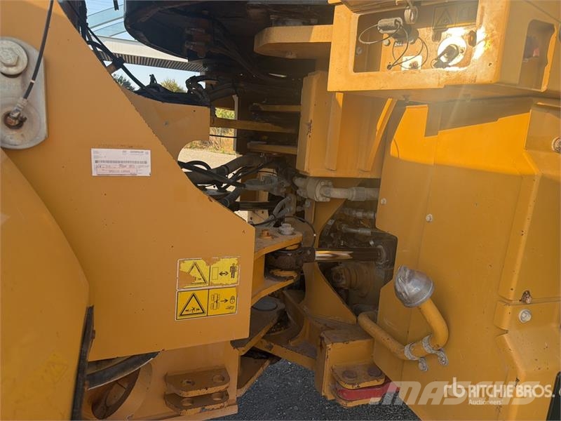 CAT 966K Chargeuse Sur Pneus Wheel Loader Wheel loaders