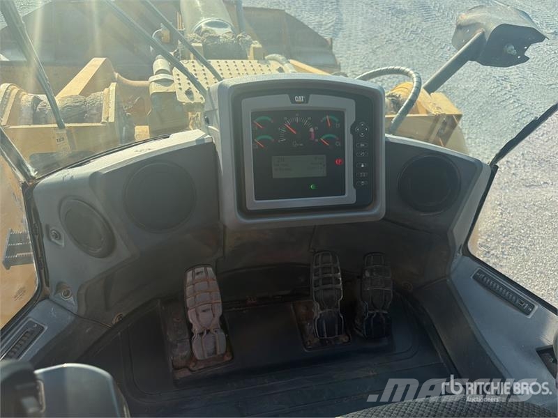 CAT 966K Chargeuse Sur Pneus Wheel Loader Wheel loaders