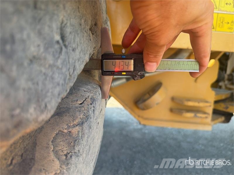 CAT 966K Chargeuse Sur Pneus Wheel Loader Wheel loaders