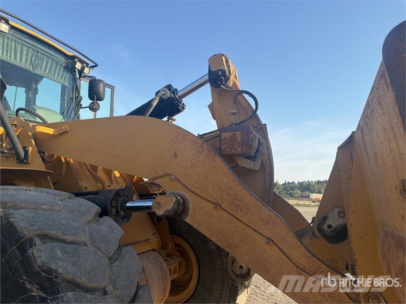 CAT 966K Chargeuse Sur Pneus Wheel Loader Wheel loaders