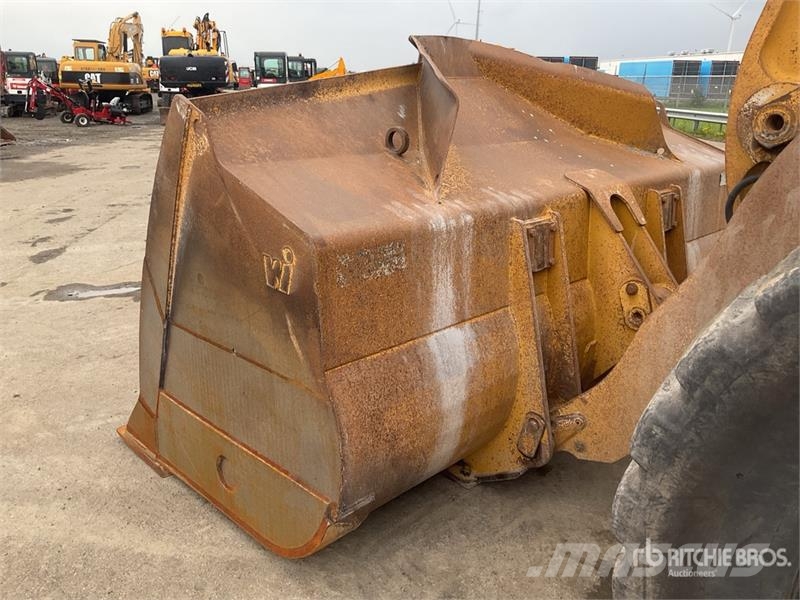 CAT 966M Wheel Loader Utovarivači na kotačima