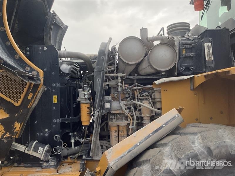 CAT 966M Wheel Loader Utovarivači na kotačima