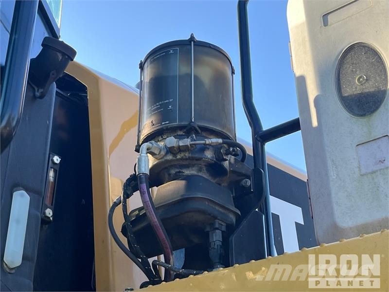 CAT 966M XE High Lift Wheel Loader Kolesni nakladalci