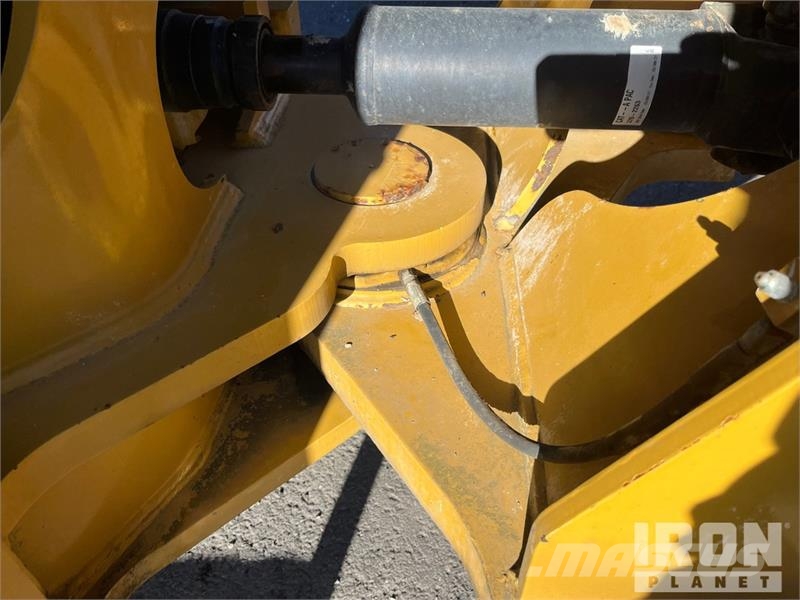 CAT 966M XE High Lift Wheel Loader Kolesni nakladalci