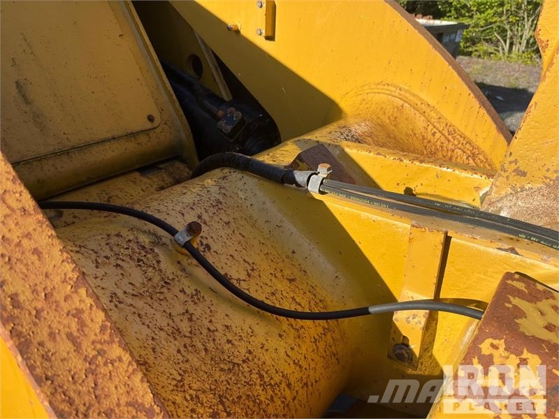 CAT 966M XE Wheel Loader Kolesni nakladalci