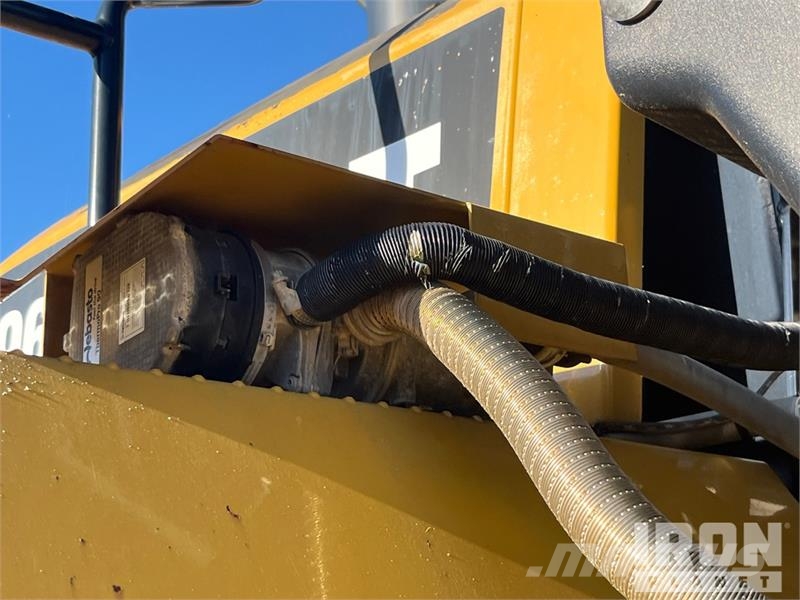 CAT 966M XE Wheel Loader Kolesni nakladalci