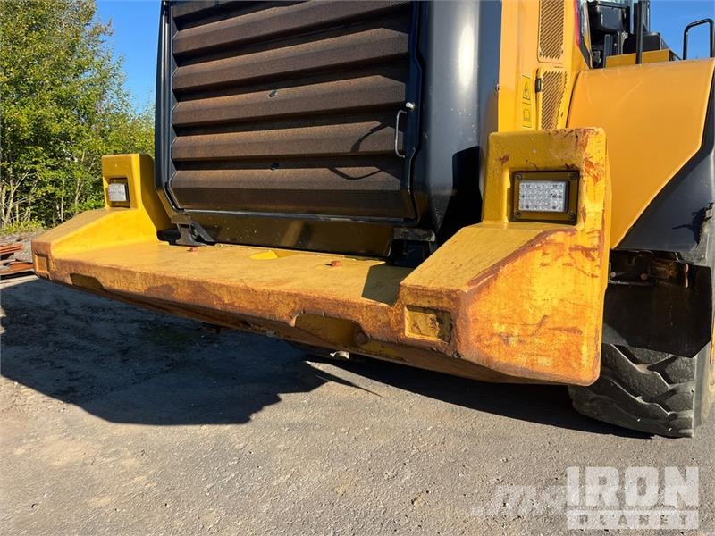 CAT 966M XE Wheel Loader Kolesni nakladalci