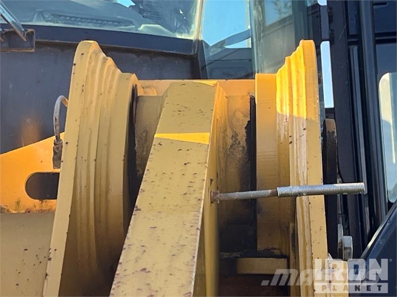 CAT 966M XE Wheel Loader Kolesni nakladalci