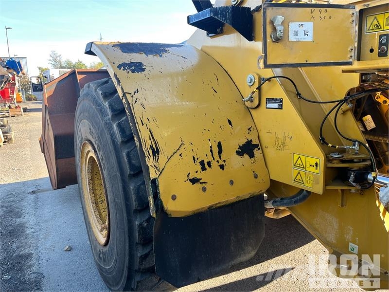 CAT 966M XE Wheel Loader Kolesni nakladalci