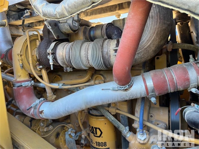 CAT 966M XE Wheel Loader Kolesni nakladalci