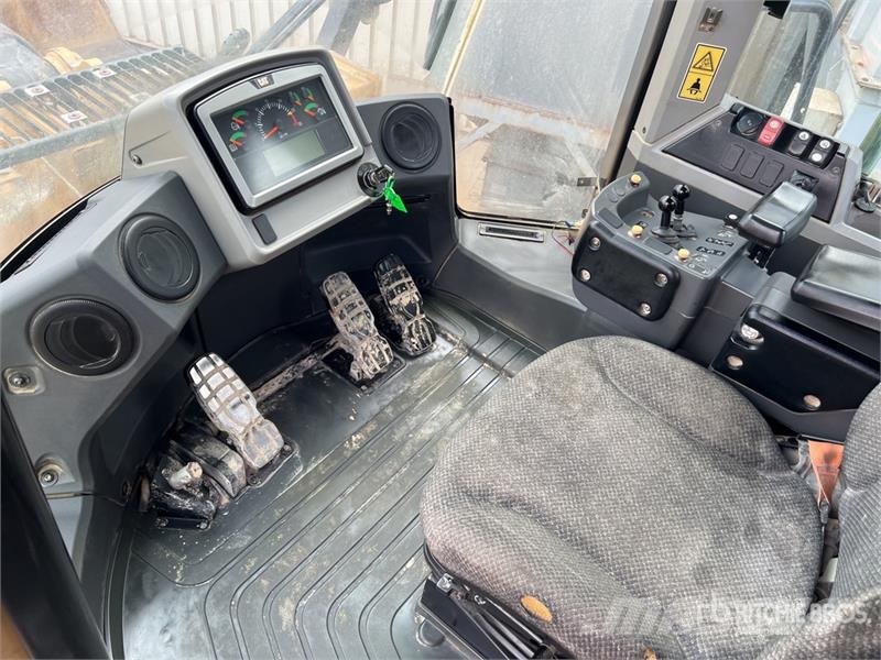 CAT 972M Chargeuse Sur Pneus Wheel Loader Carregadeiras de rodas