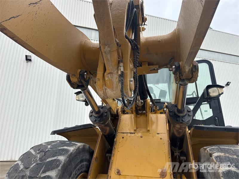 CAT 972M Chargeuse Sur Pneus Wheel Loader Carregadeiras de rodas