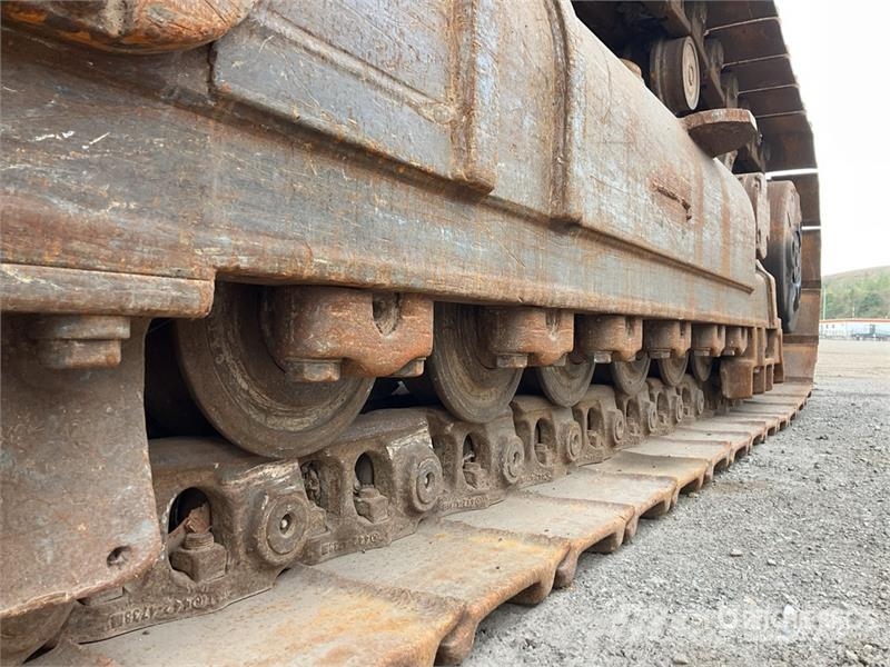 CAT 973D Гусеничные фронтальные погрузчики