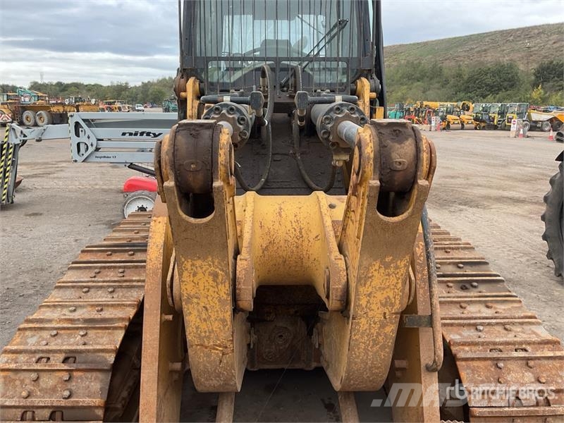 CAT 973D Гусеничные фронтальные погрузчики