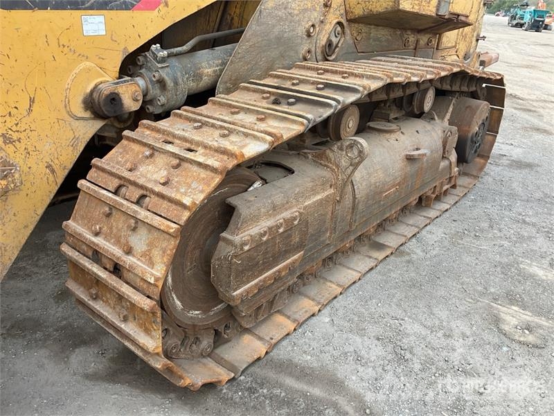CAT 973D Гусеничные фронтальные погрузчики