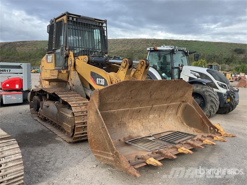 CAT 973D Гусеничные фронтальные погрузчики