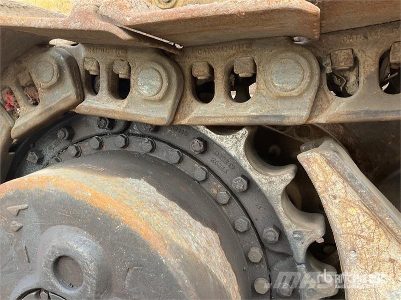 CAT 973D Гусеничные фронтальные погрузчики