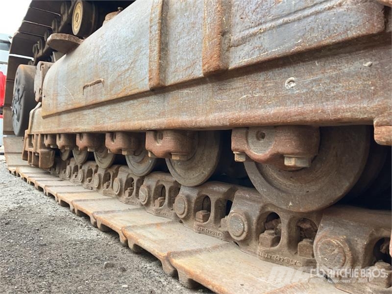 CAT 973D Гусеничные фронтальные погрузчики
