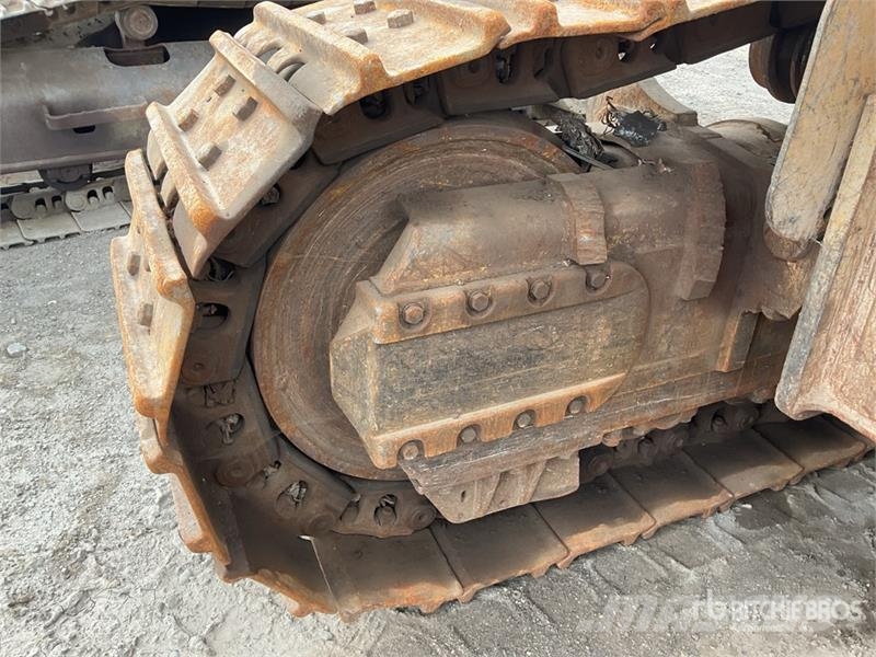 CAT 973D Гусеничные фронтальные погрузчики