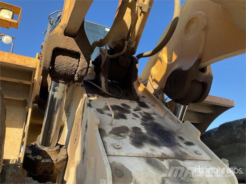 CAT 990 Series II Utovarivači na kotačima