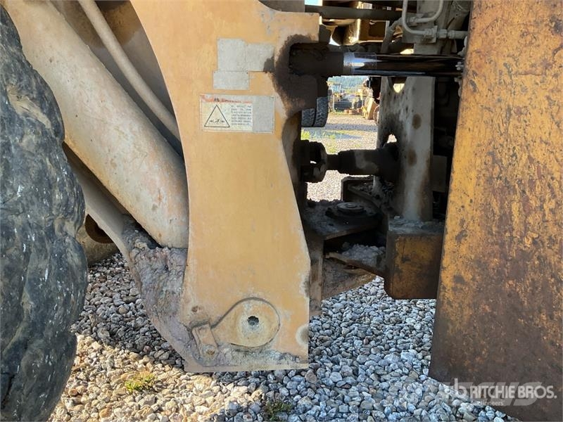 CAT 990 Series II Utovarivači na kotačima