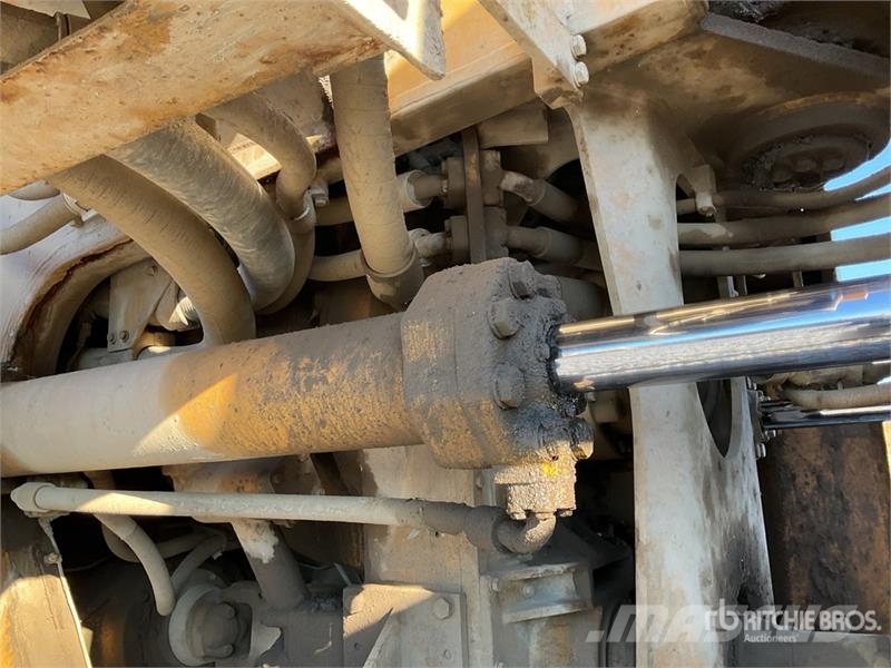 CAT 990 Series II Utovarivači na kotačima